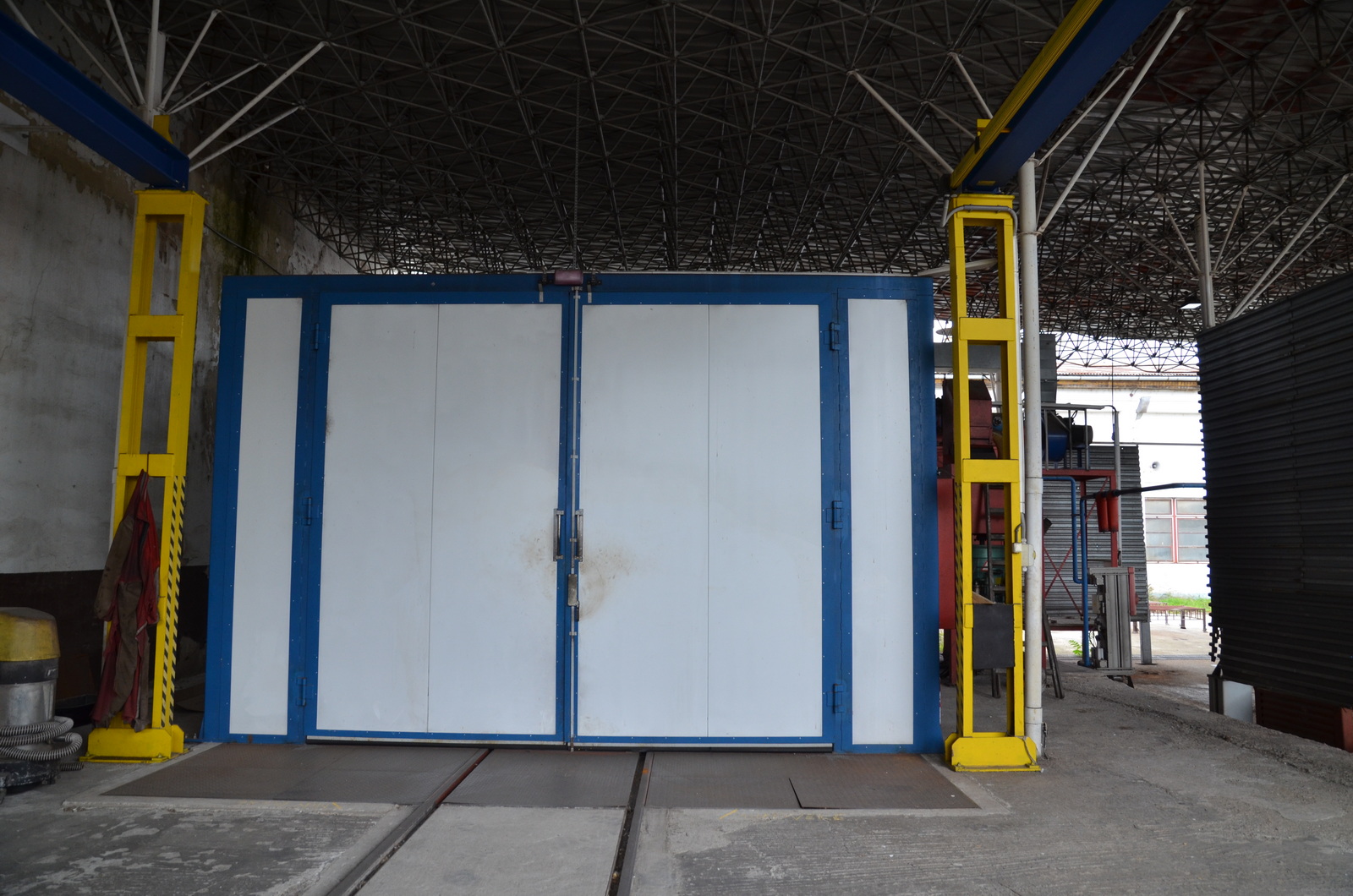 Otryskávací box OTECO – pohľad 1